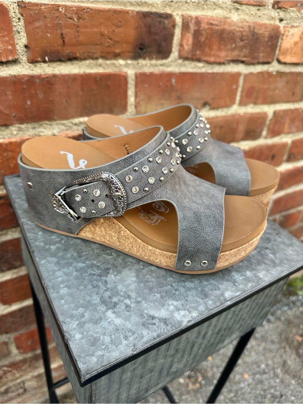 NEW Very G Studded Grey Wedge Buckle Sandals - Women's Fashion